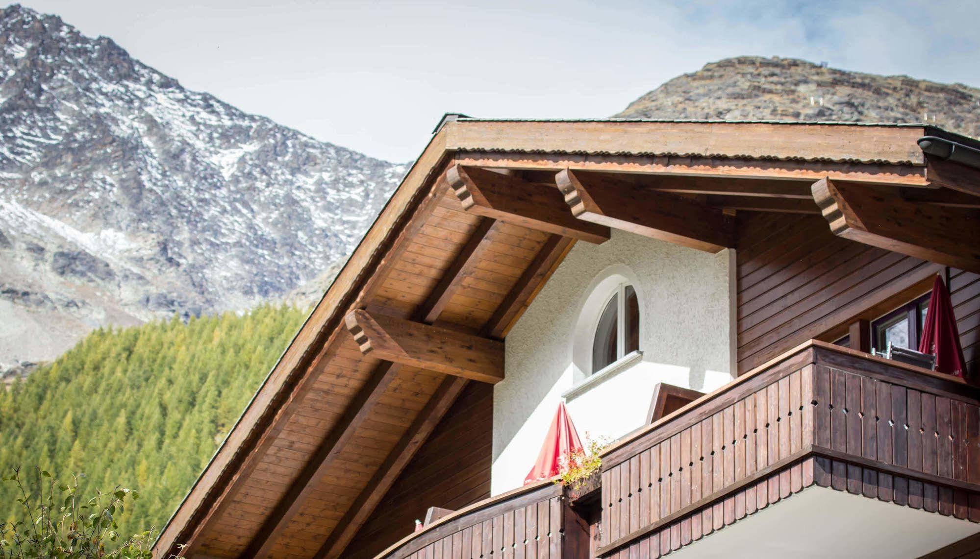 Saas Fee Berghof Garni - The Dom Collection B&B 외부 사진