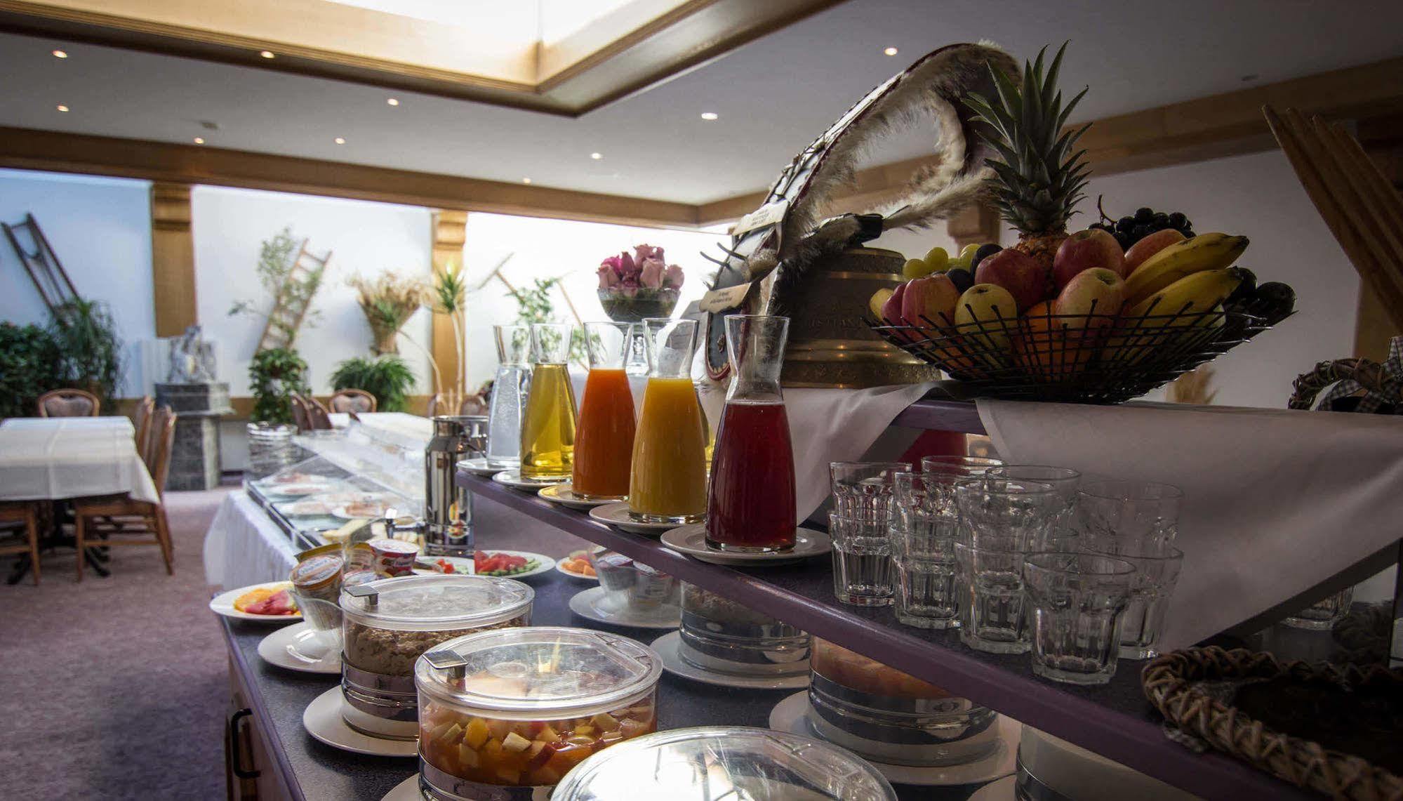 Saas Fee Berghof Garni - The Dom Collection B&B 외부 사진