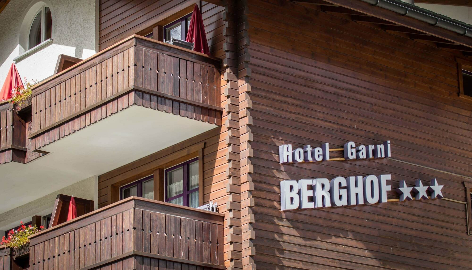 Saas Fee Berghof Garni - The Dom Collection B&B 외부 사진