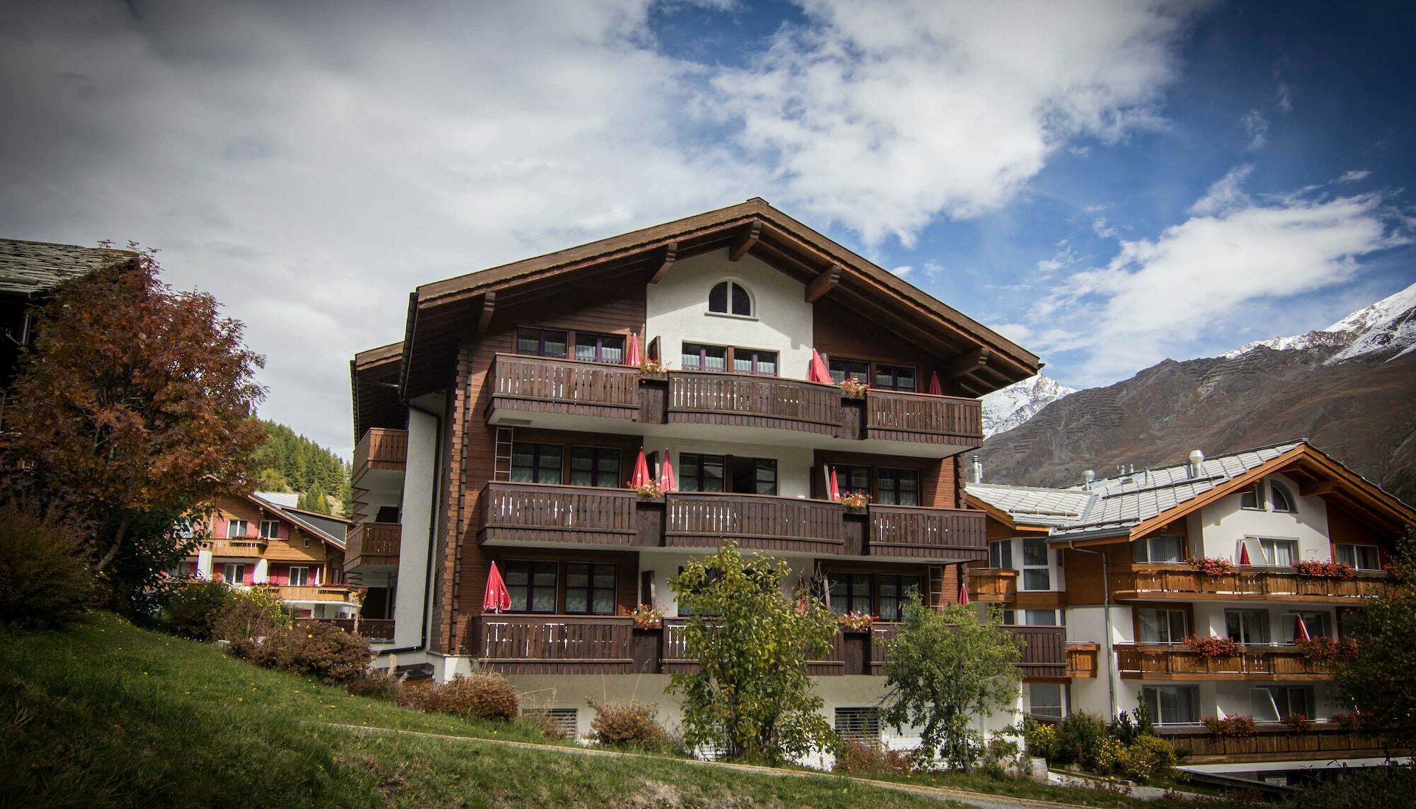 Saas Fee Berghof Garni - The Dom Collection B&B 외부 사진